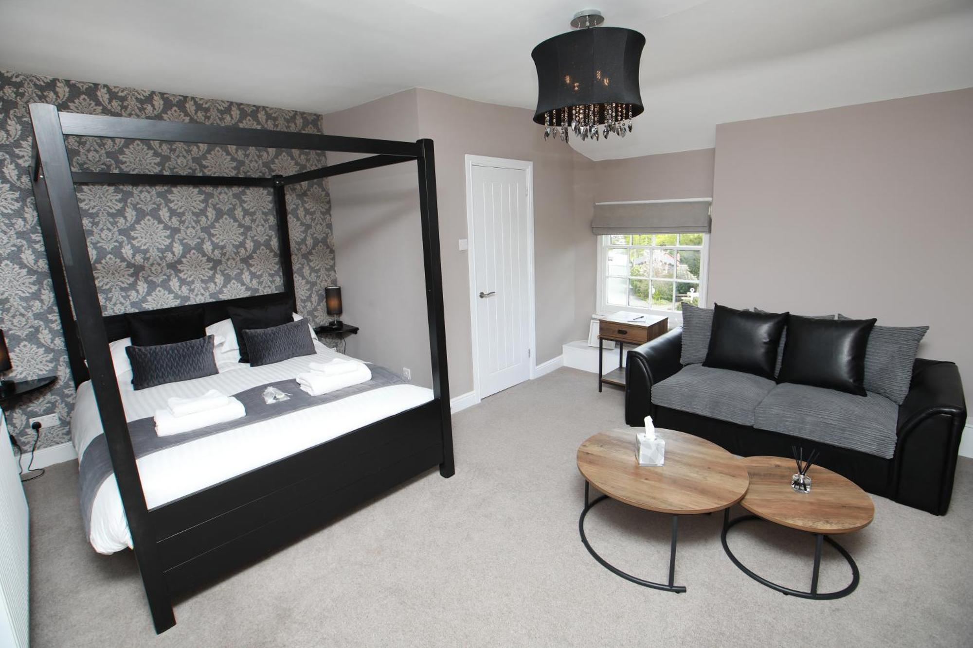 Oyo Glyn Valley Hotel Llansantffraid Llansantffraid Glyn Ceiriog Esterno foto