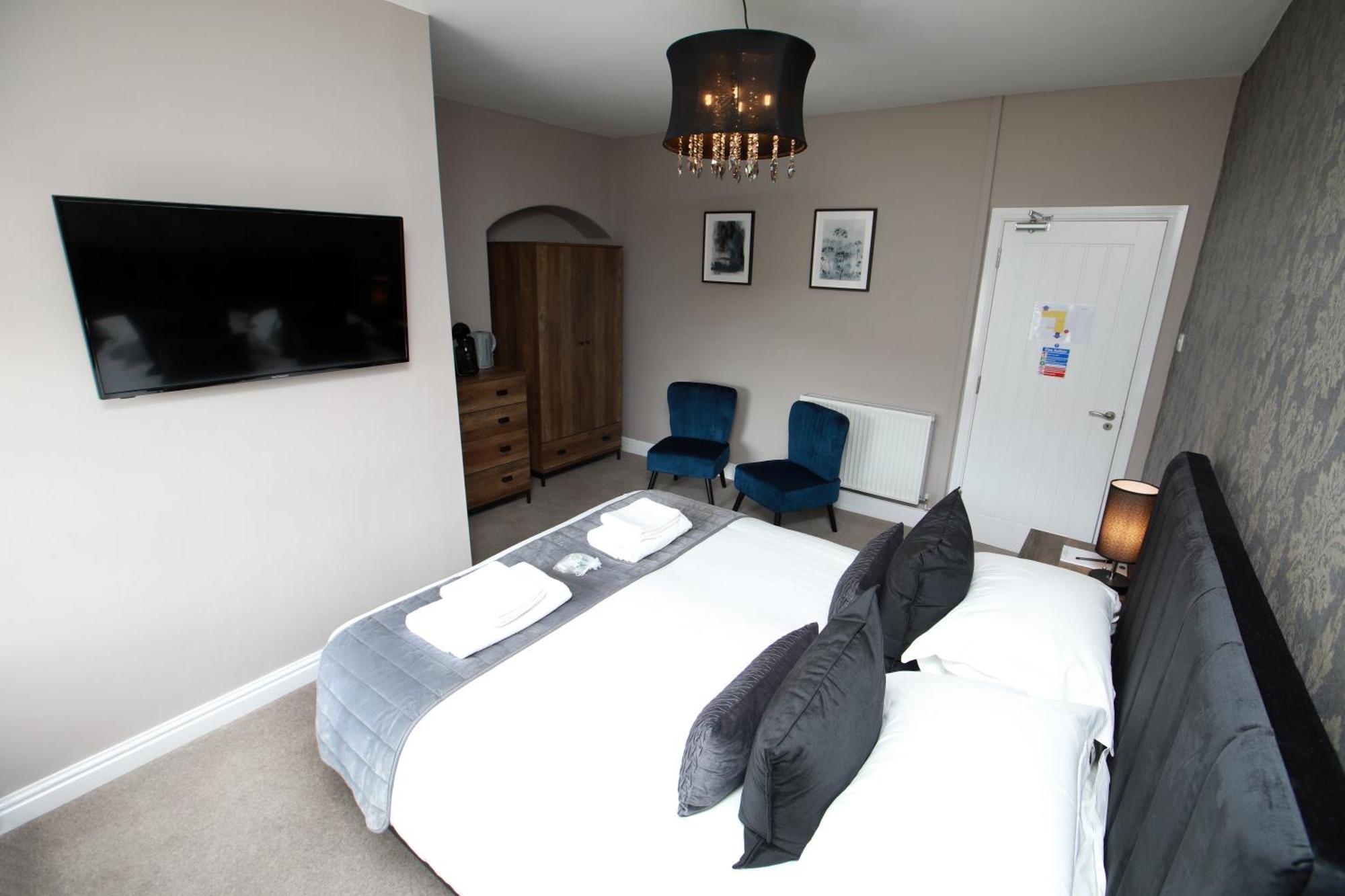 Oyo Glyn Valley Hotel Llansantffraid Llansantffraid Glyn Ceiriog Esterno foto